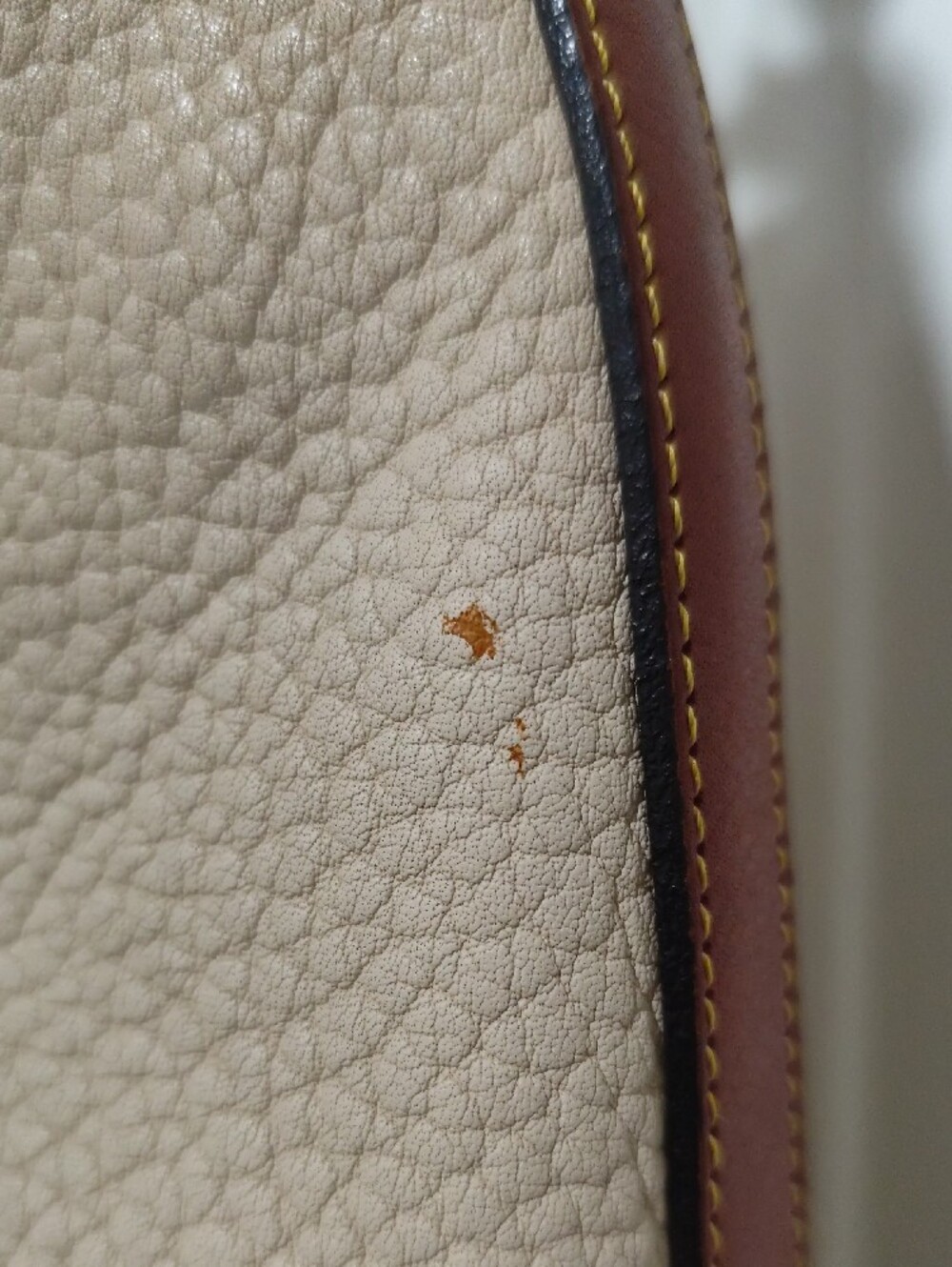 Dooney & Bourke Cream Pebbled Leather Shoulder Bag with Brown Trim - Picture 7 of 16